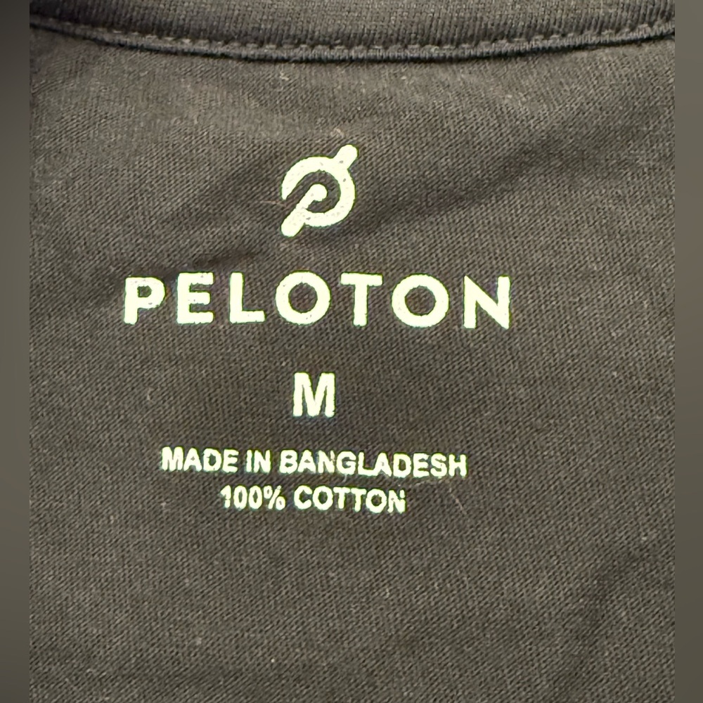 PELOTON Century Ride Black Short Sleeve Tee Unisex Size Medium New without tags - Picture 4 of 7
